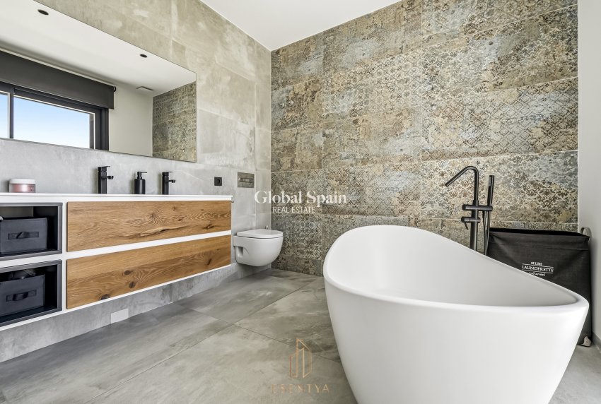 Resale - VILLA -
CIUDAD QUESADA - La Marquesa Golf