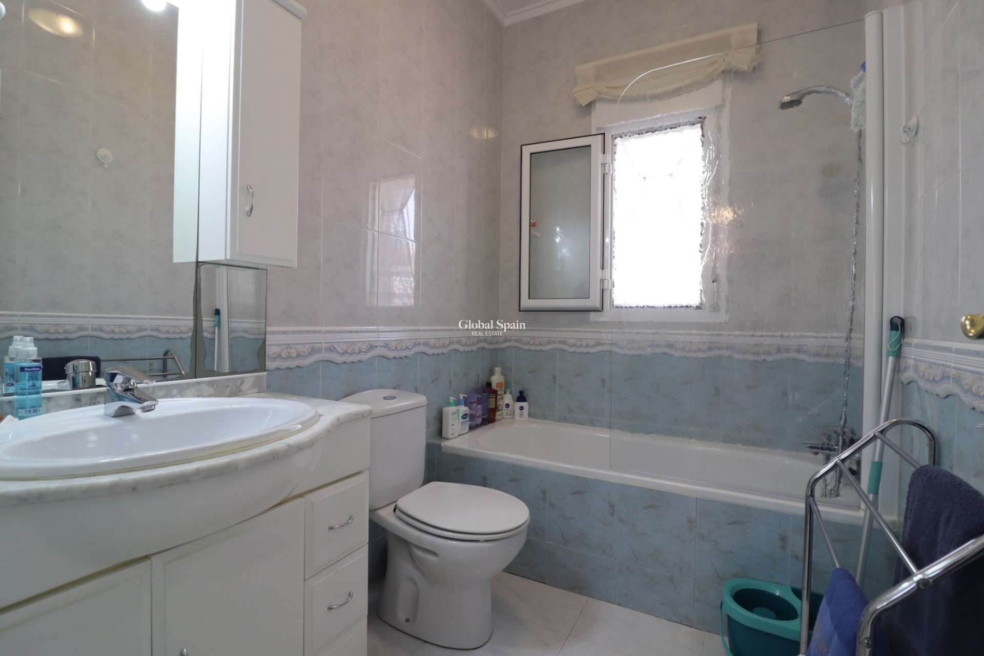 Resale - VILLA -
Ciudad Quesada - La Marquesa