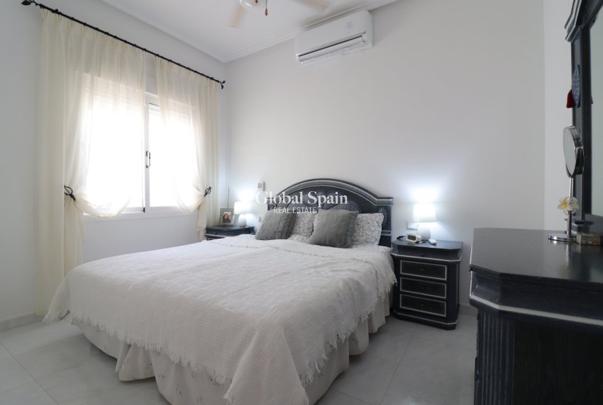 Resale - VILLA -
Ciudad Quesada - La Marquesa