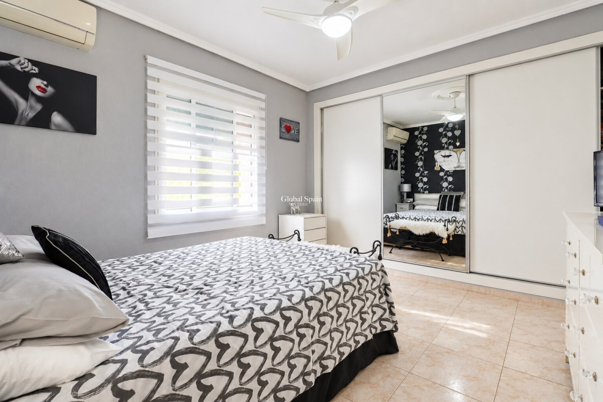 Resale - VILLA -
CIUDAD QUESADA - La Marquesa