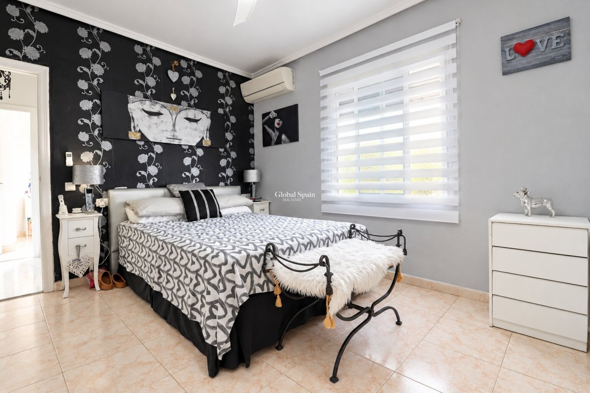 Resale - VILLA -
CIUDAD QUESADA - La Marquesa