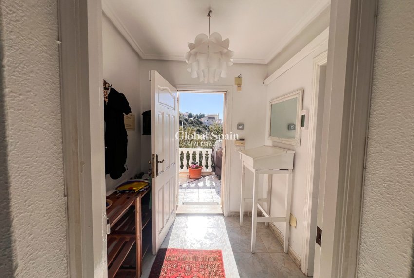 Resale - VILLA -
CIUDAD QUESADA - Rojales