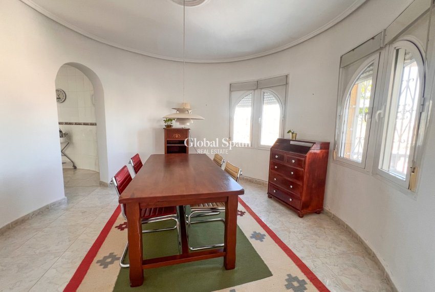 Resale - VILLA -
CIUDAD QUESADA - Rojales