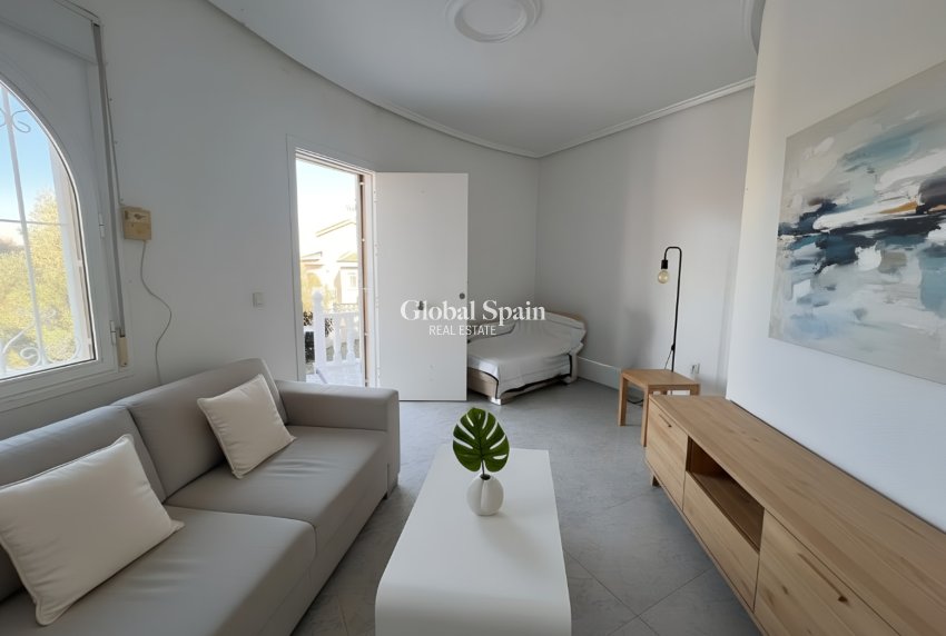 Resale - VILLA -
CIUDAD QUESADA - Rojales