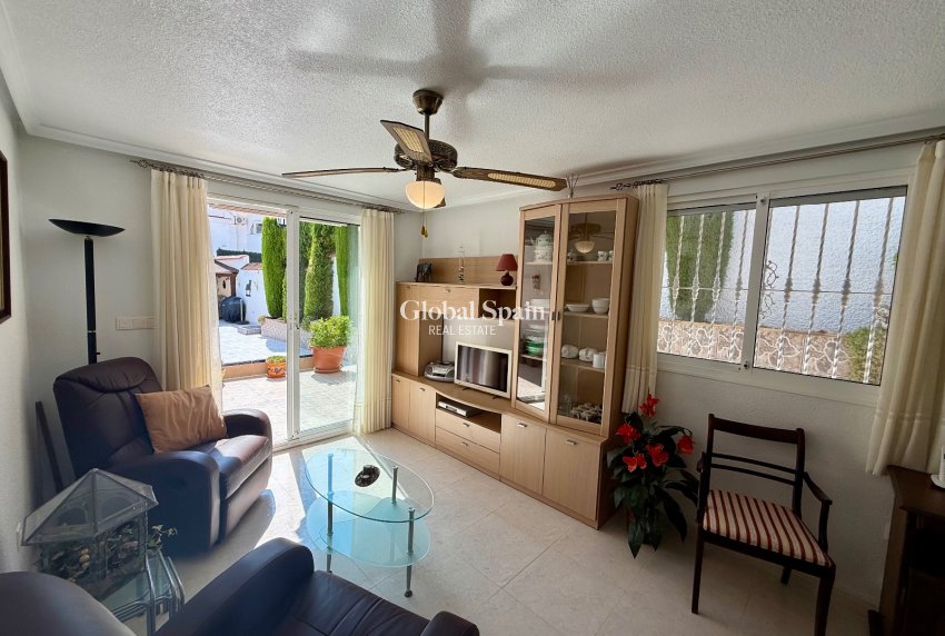 Resale - VILLA -
CIUDAD QUESADA - Rojales