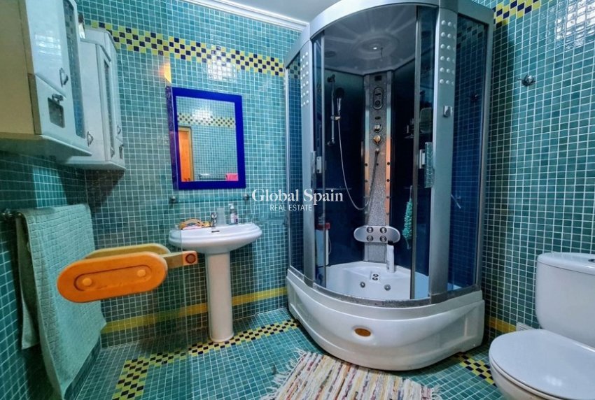 Resale - Villa -
CIUDAD QUESADA