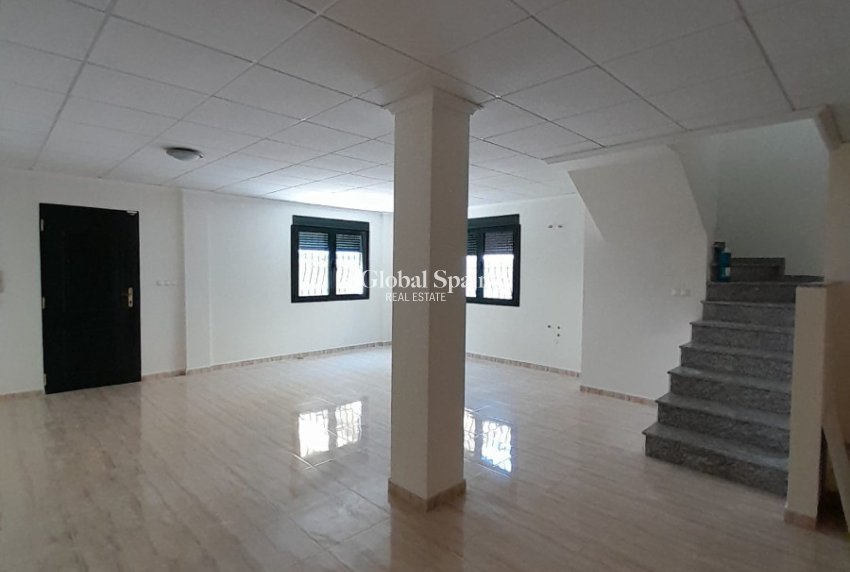 Resale - VILLA -
CIUDAD QUESADA