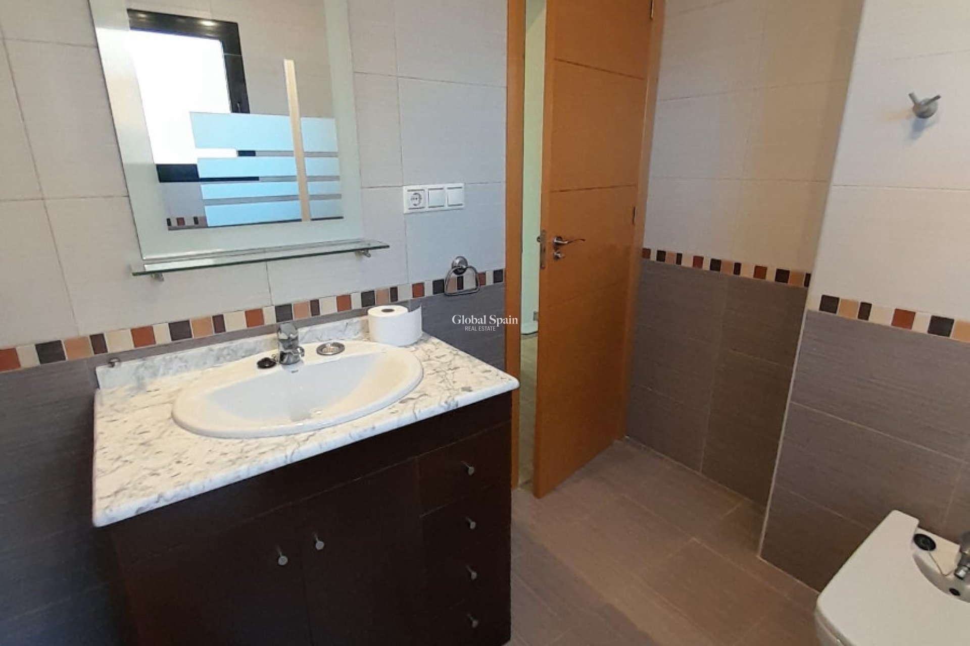 Resale - VILLA -
CIUDAD QUESADA