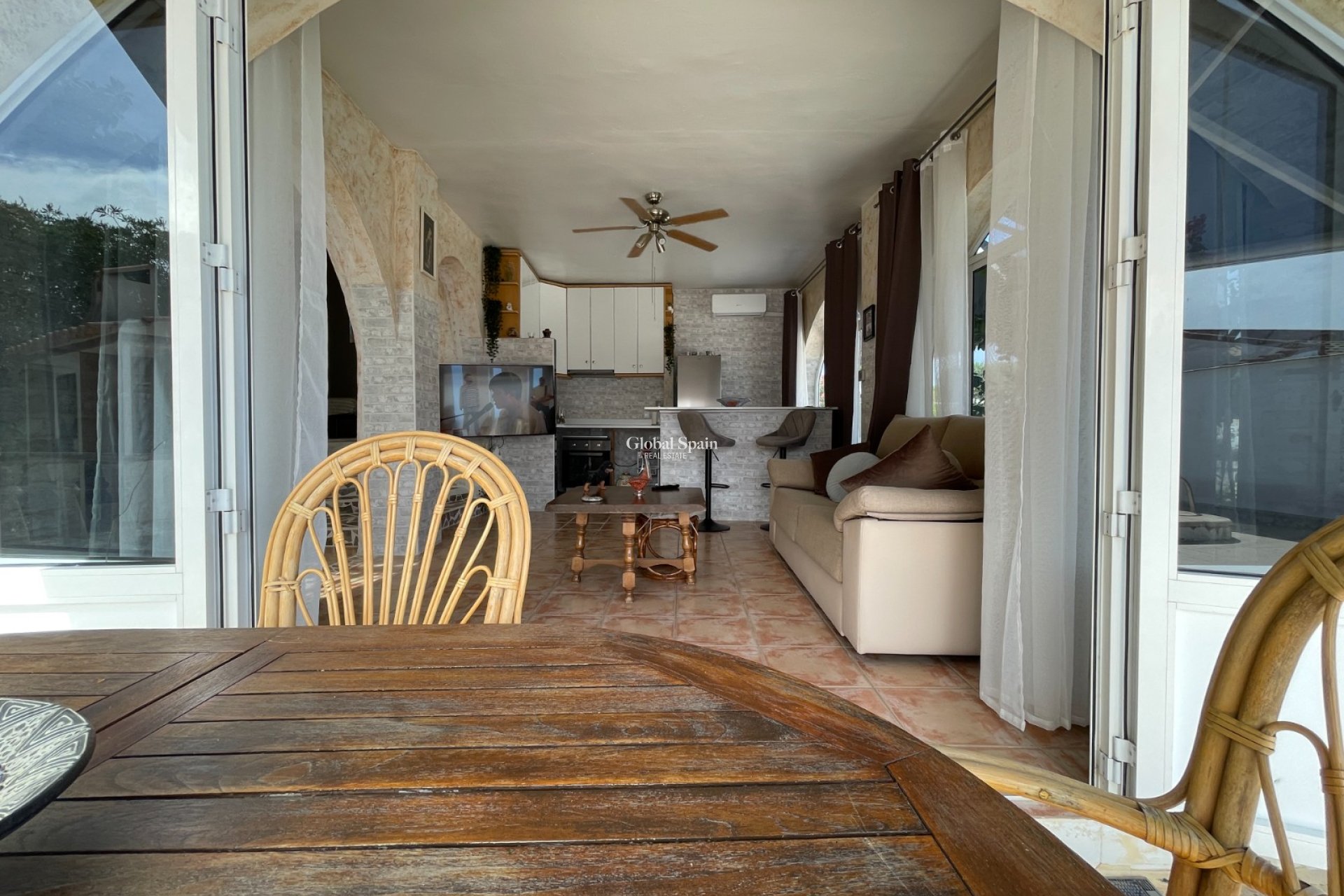 Resale - VILLA -
CIUDAD QUESADA