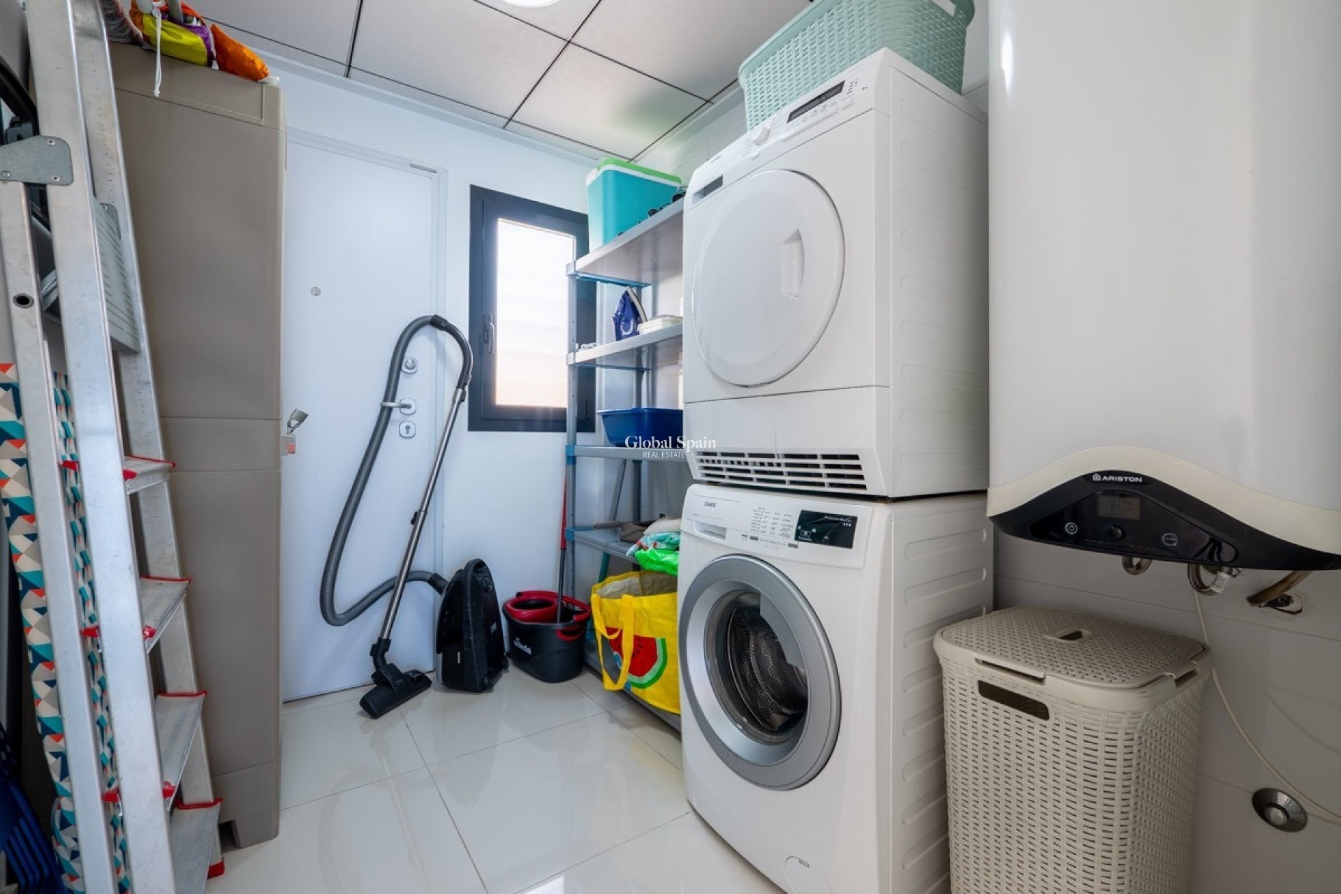 Resale - VILLA -
CIUDAD QUESADA