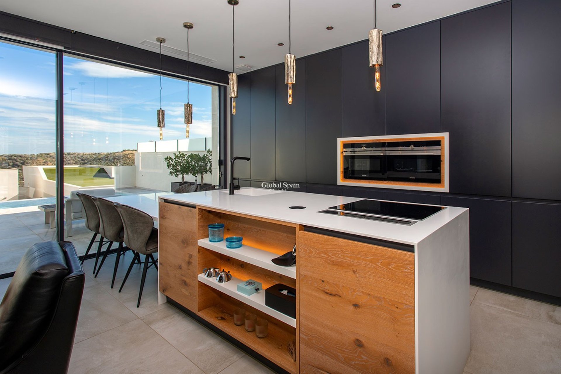 Resale - VILLA -
CIUDAD QUESADA