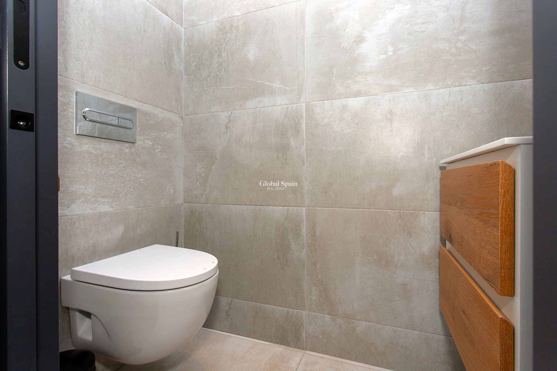 Resale - VILLA -
CIUDAD QUESADA