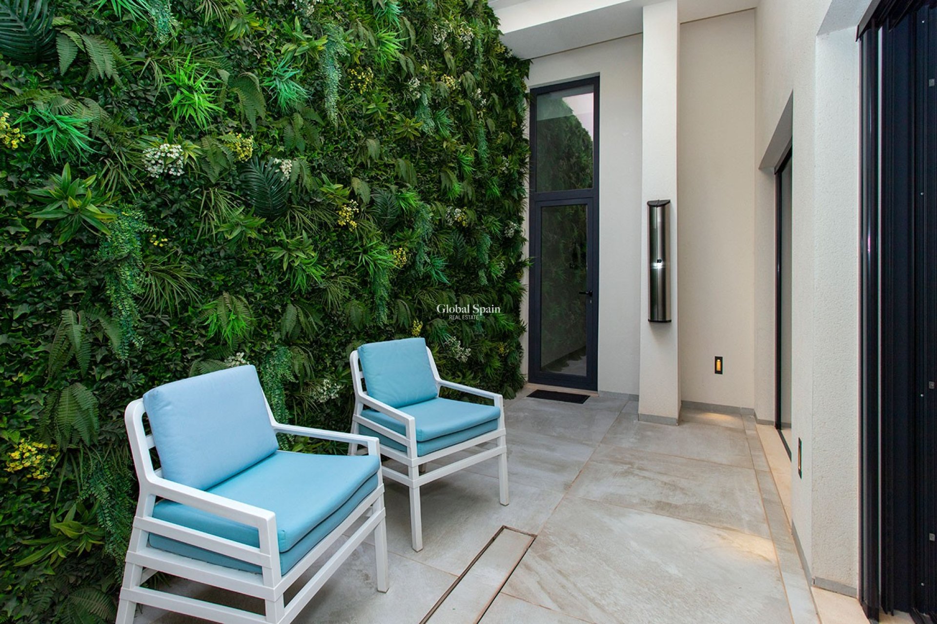 Resale - VILLA -
CIUDAD QUESADA