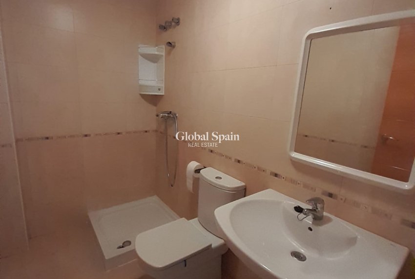 Resale - VILLA -
CIUDAD QUESADA