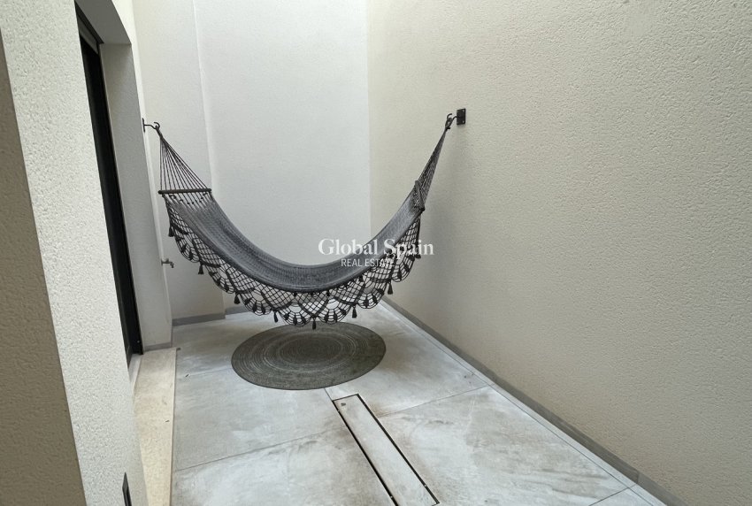 Resale - VILLA -
CIUDAD QUESADA