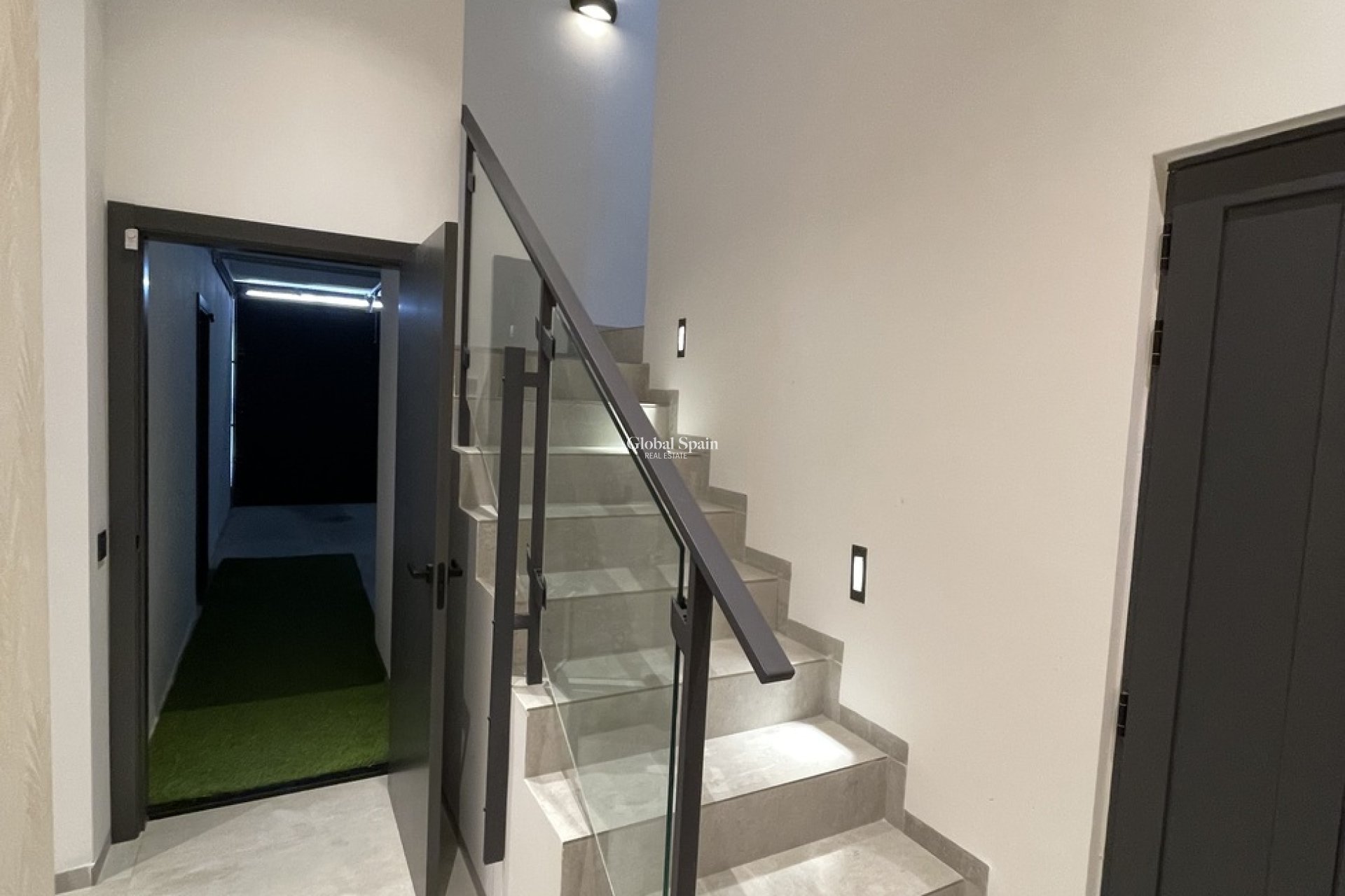 Resale - VILLA -
CIUDAD QUESADA