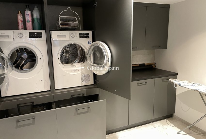 Resale - VILLA -
CIUDAD QUESADA