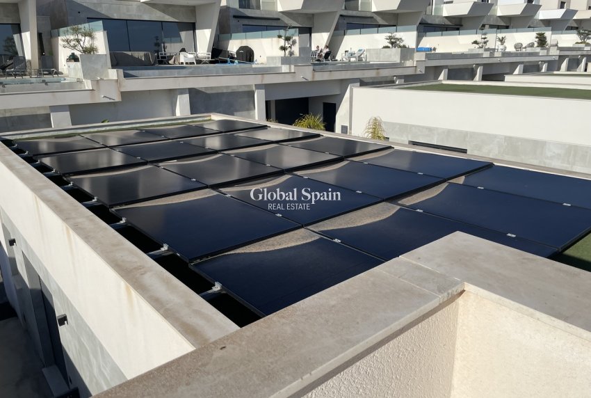 Resale - VILLA -
CIUDAD QUESADA