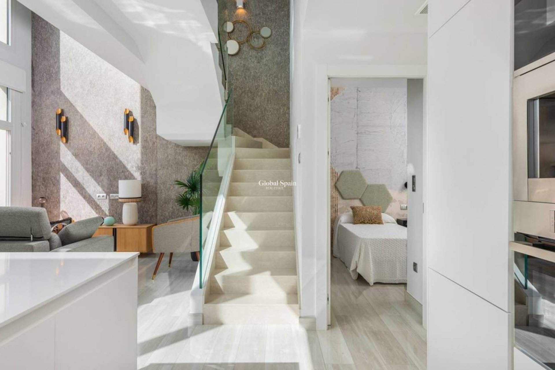 Resale - VILLA -
CIUDAD QUESADA