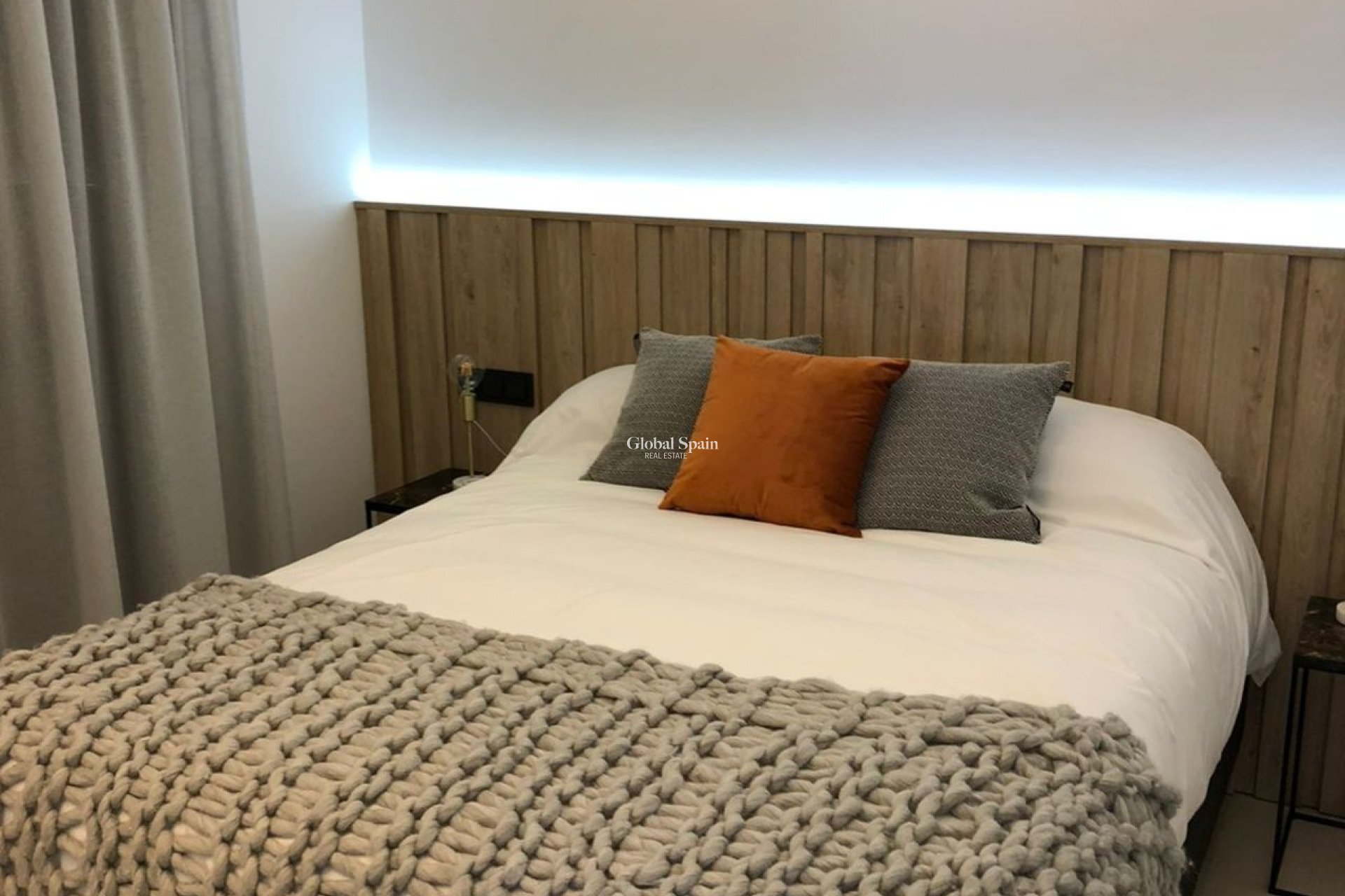 Resale - VILLA -
CIUDAD QUESADA