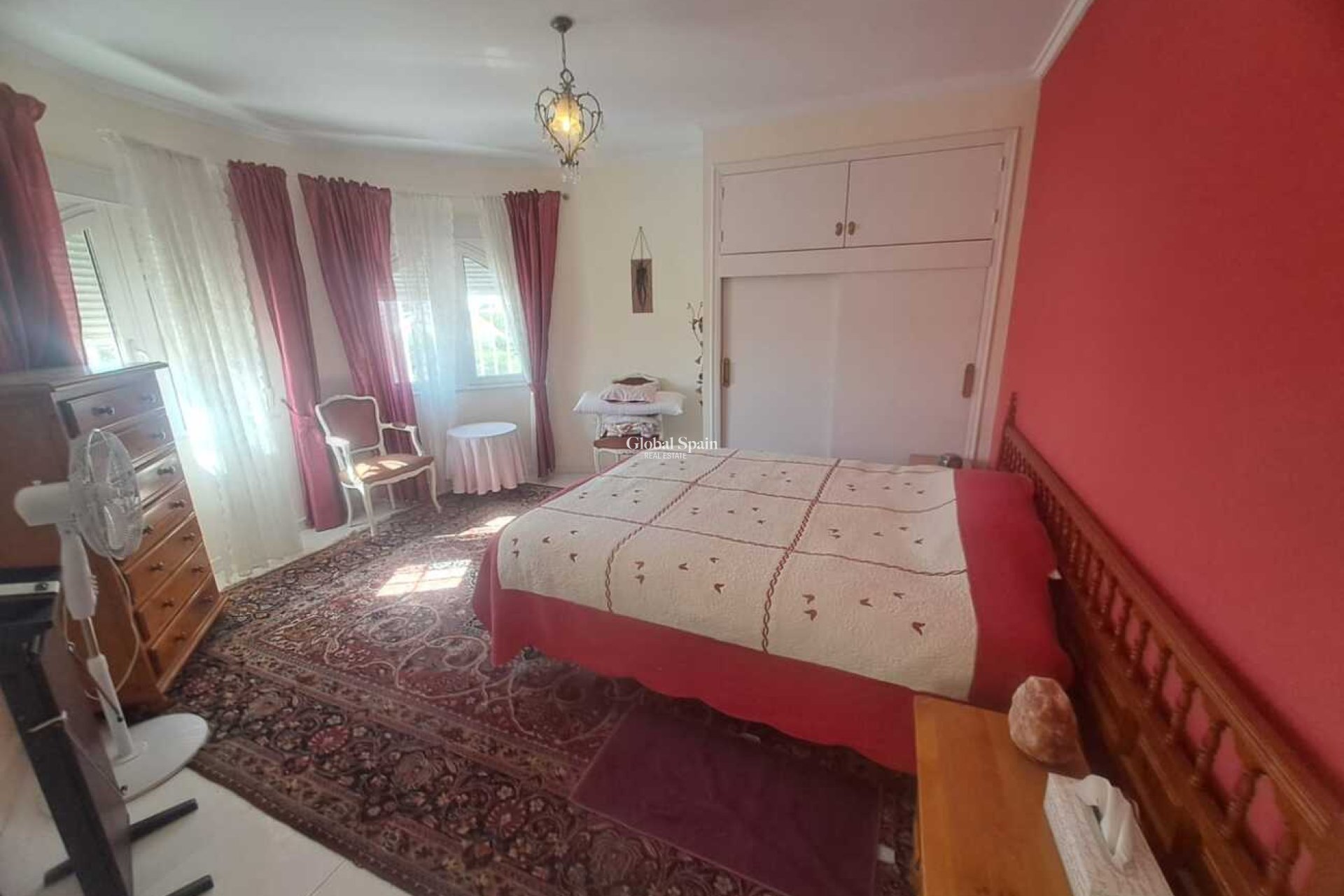 Resale - VILLA -
CIUDAD QUESADA