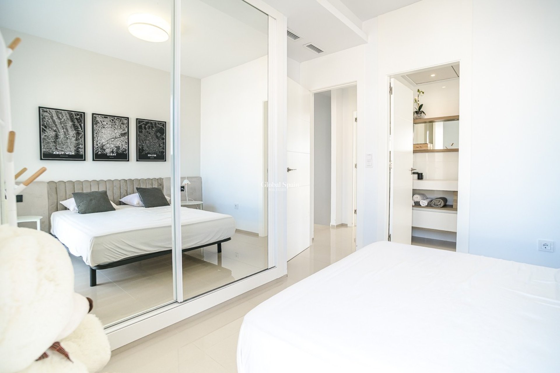 Resale - VILLA -
CIUDAD QUESADA