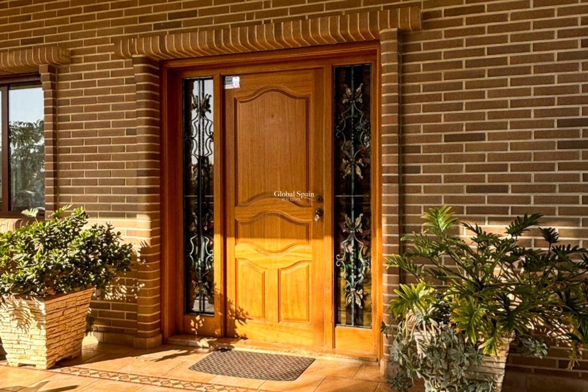 Resale - VILLA -
CIUDAD QUESADA