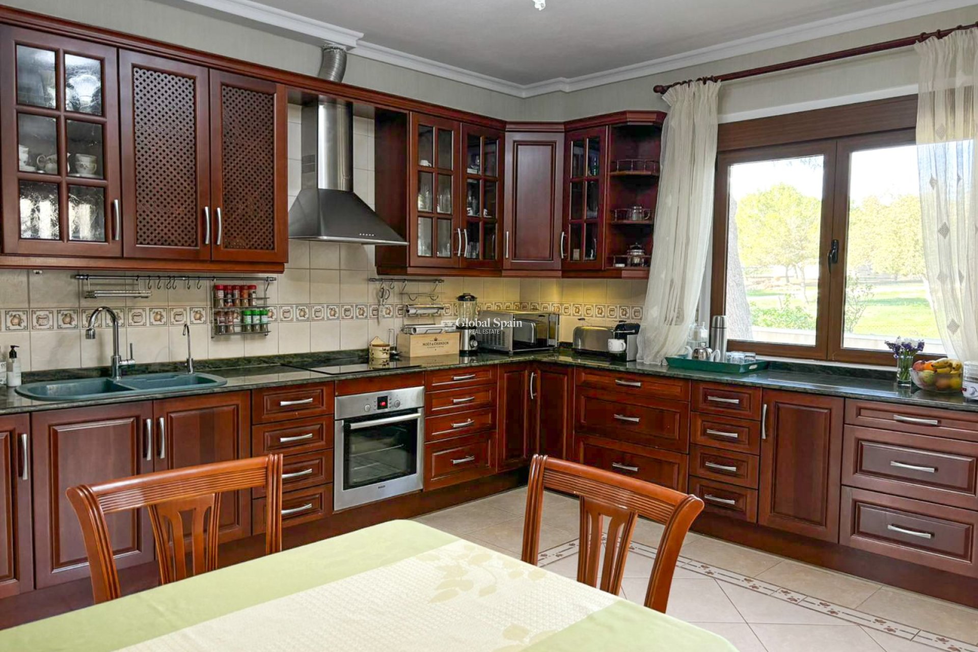 Resale - VILLA -
CIUDAD QUESADA