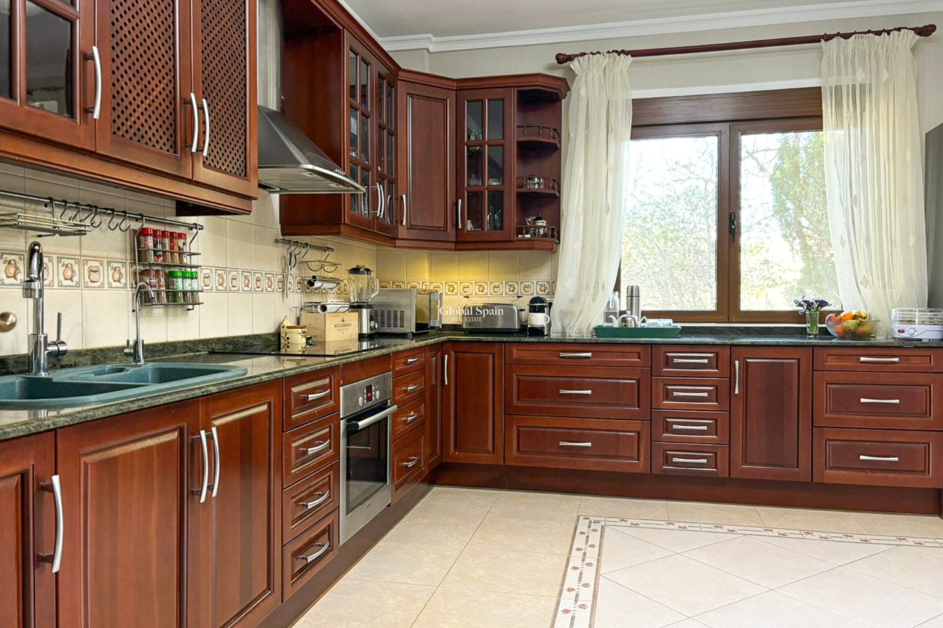 Resale - VILLA -
CIUDAD QUESADA