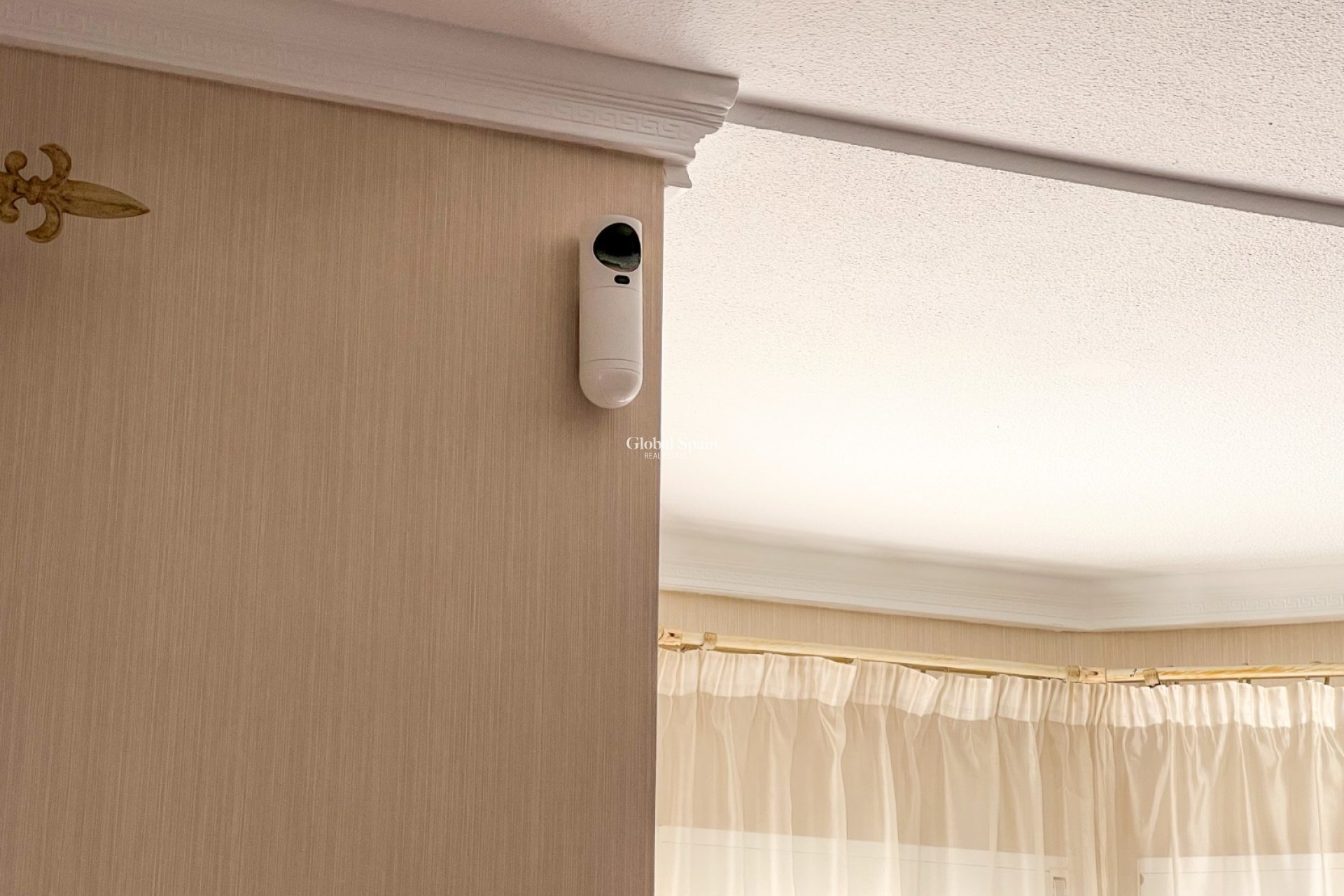 Resale - VILLA -
CIUDAD QUESADA