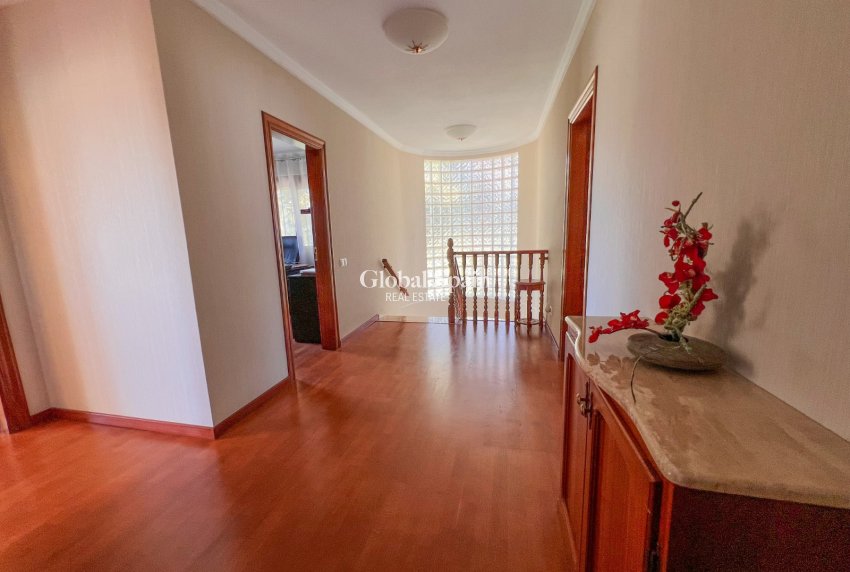 Resale - VILLA -
CIUDAD QUESADA