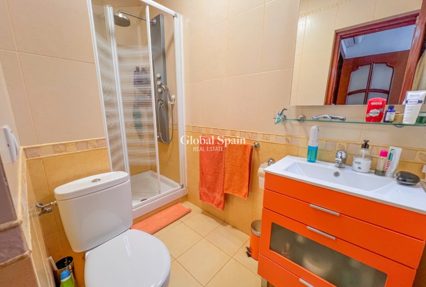 Resale - VILLA -
CIUDAD QUESADA