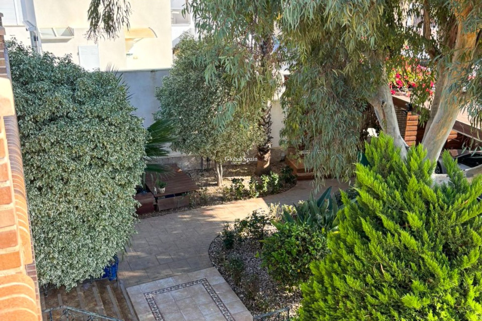 Resale - VILLA -
CIUDAD QUESADA