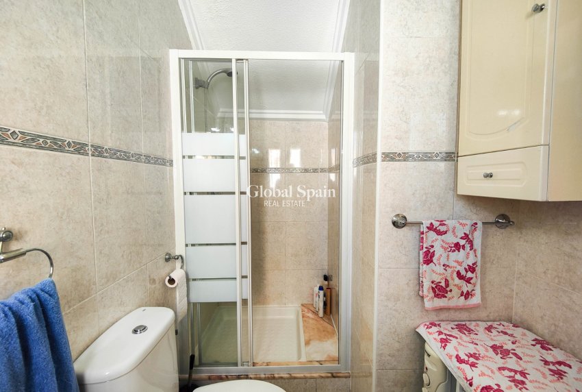 Resale - VILLA -
CIUDAD QUESADA