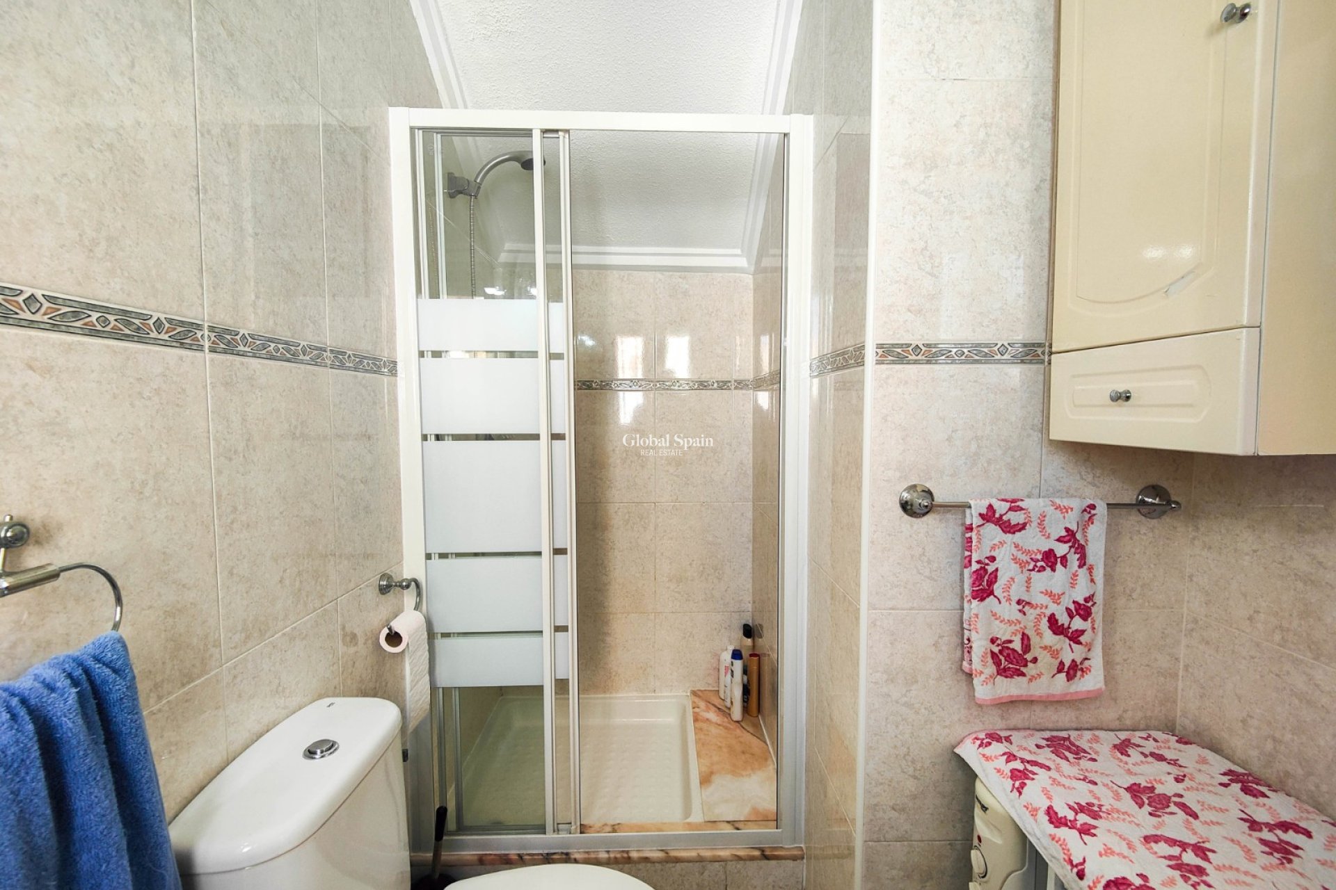 Resale - VILLA -
CIUDAD QUESADA