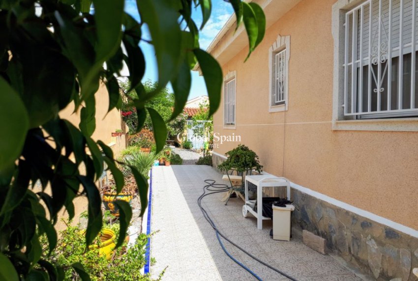 Resale - VILLA -
CIUDAD QUESADA