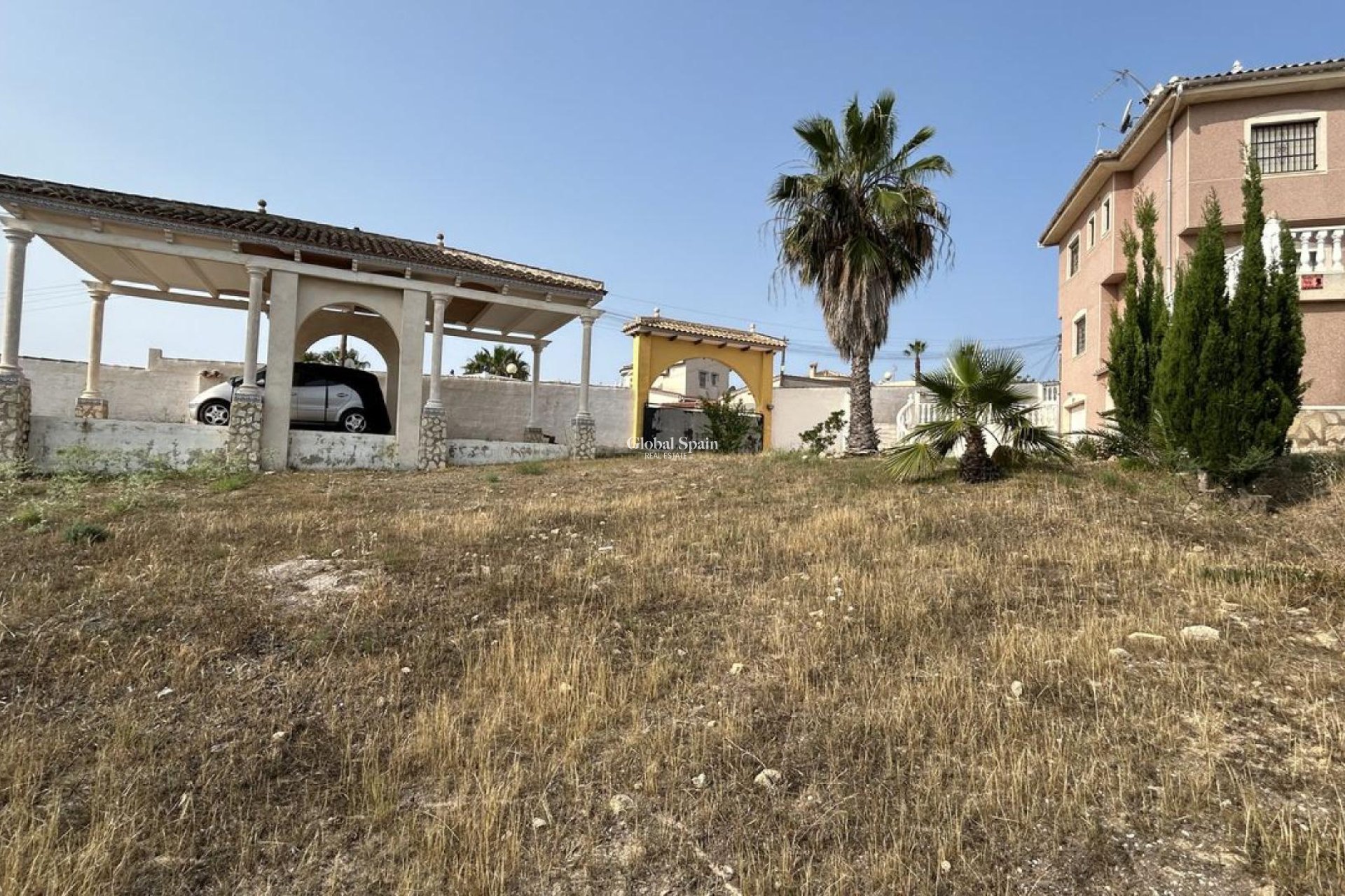 Resale - VILLA -
CIUDAD QUESADA