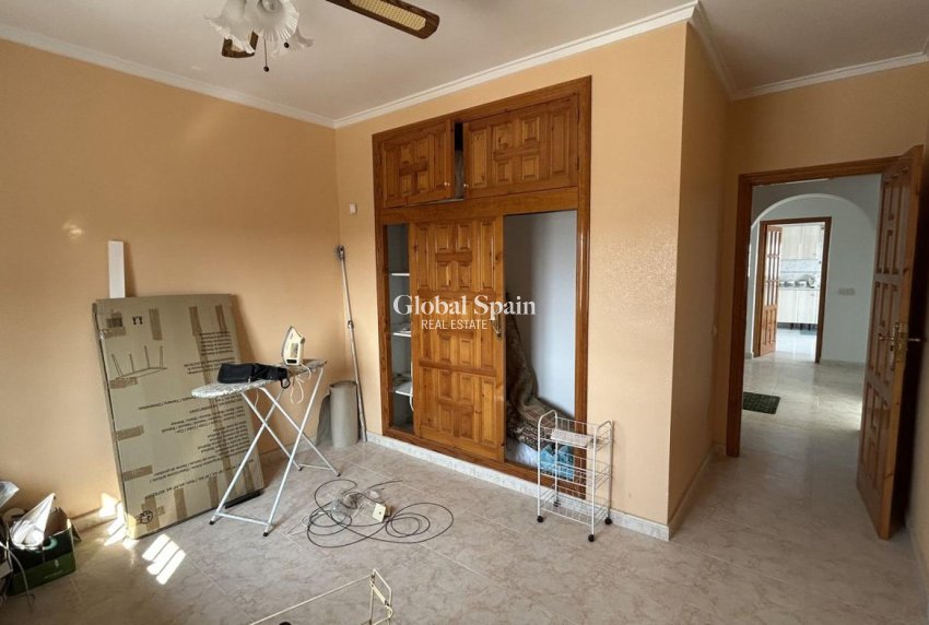 Resale - VILLA -
CIUDAD QUESADA