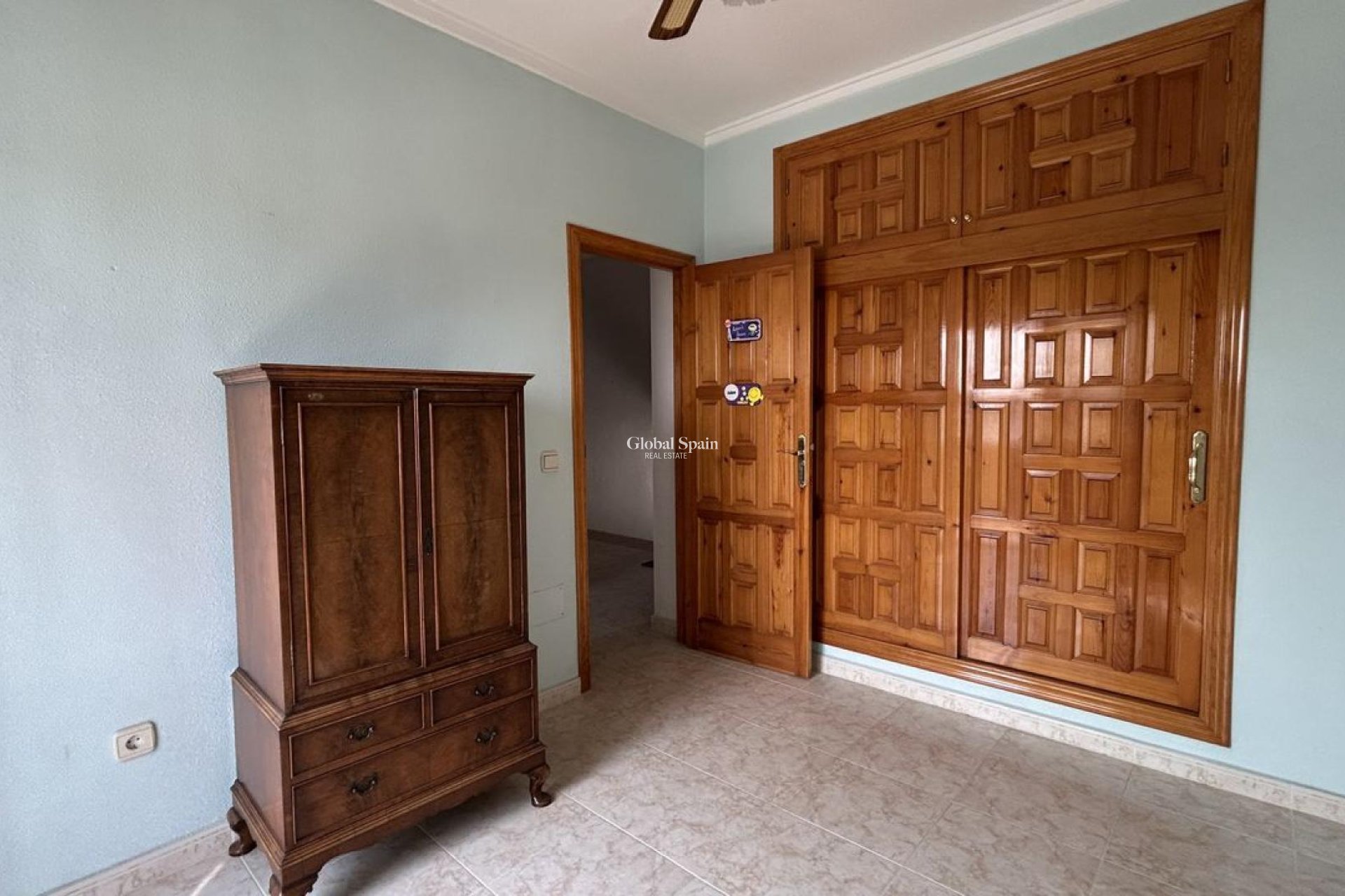 Resale - VILLA -
CIUDAD QUESADA