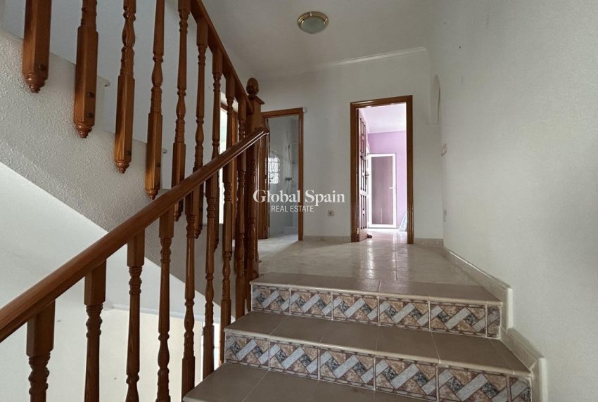 Resale - VILLA -
CIUDAD QUESADA