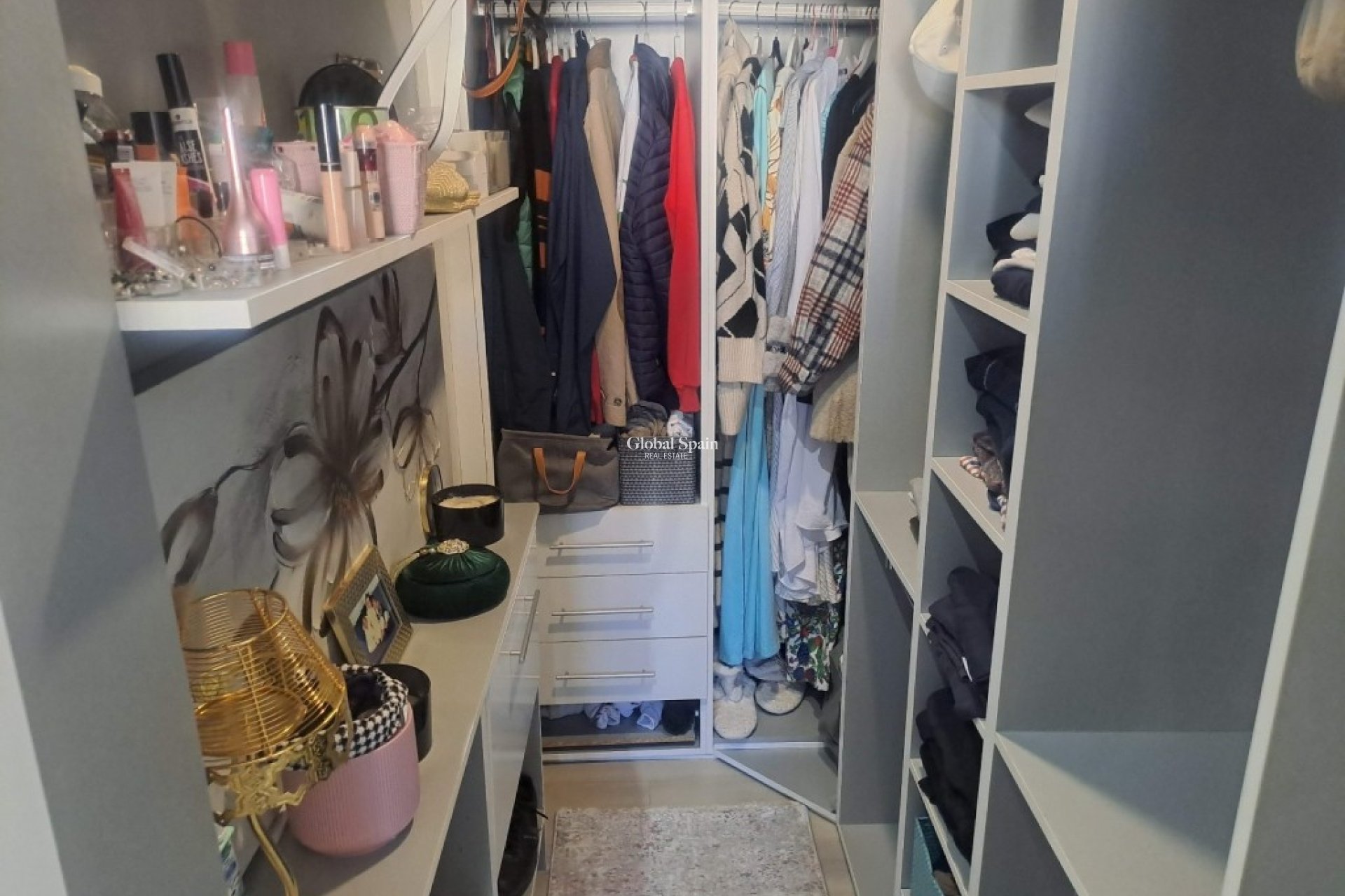 Resale - VILLA -
CIUDAD QUESADA