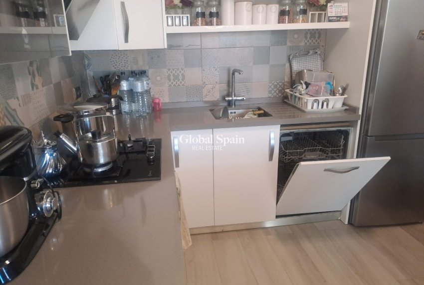 Resale - VILLA -
CIUDAD QUESADA