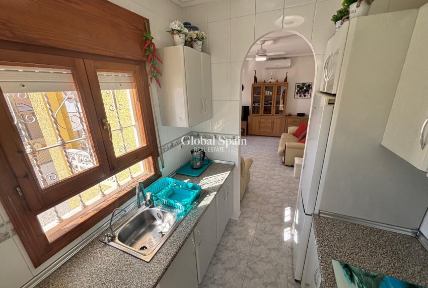 Resale - VILLA -
CIUDAD QUESADA