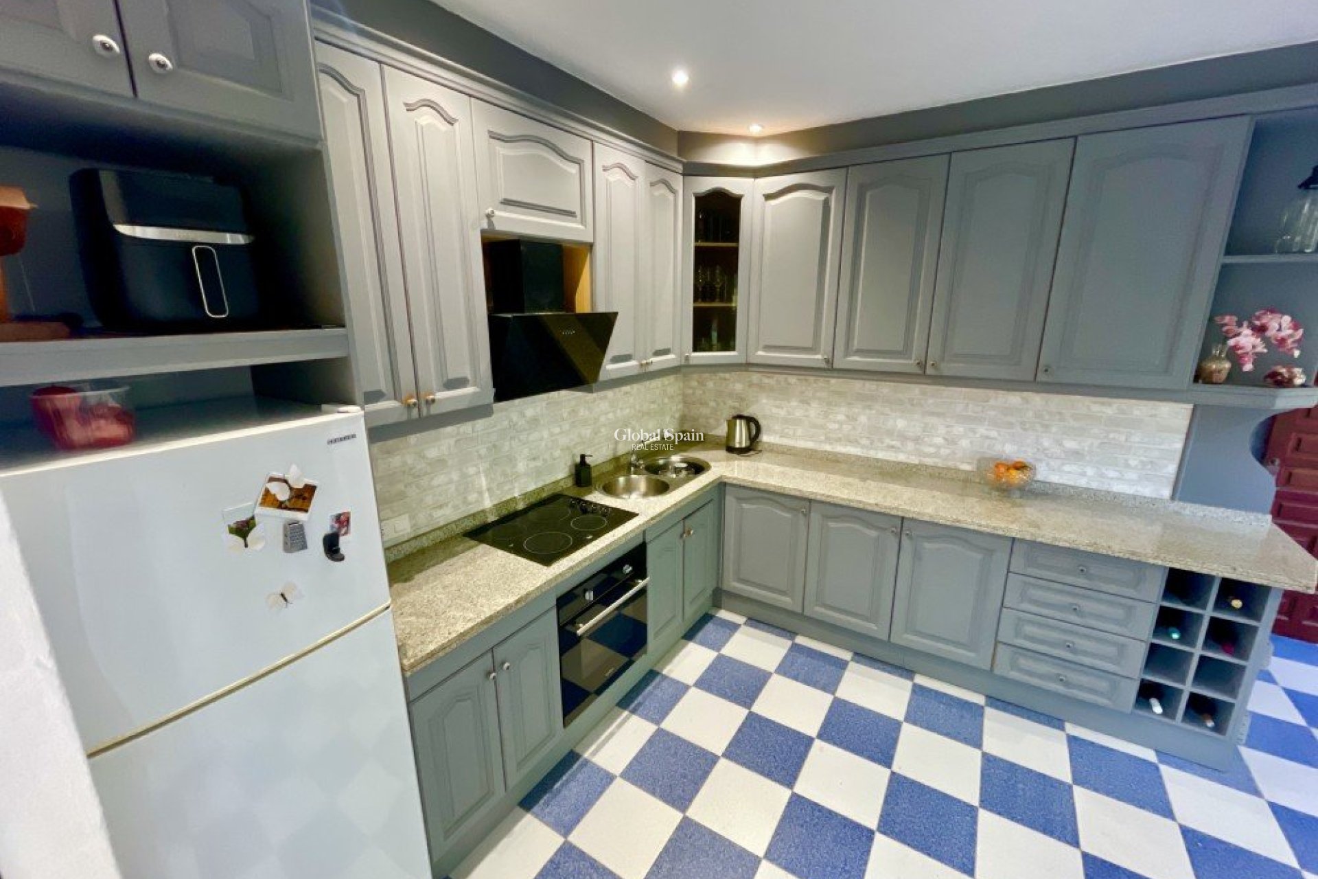 Resale - VILLA -
CIUDAD QUESADA