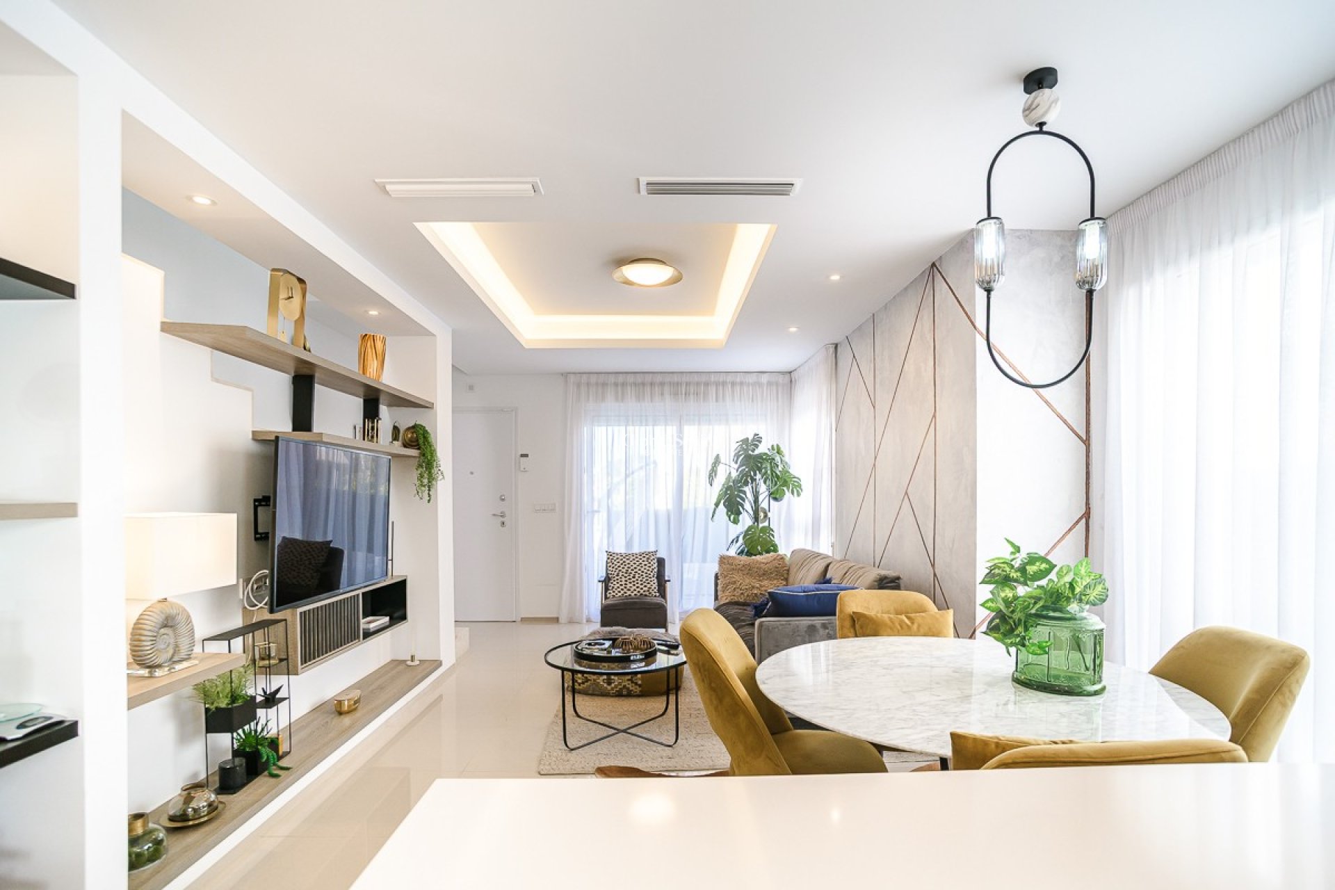 Resale - VILLA -
CIUDAD QUESADA