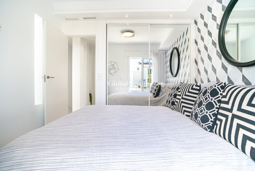 Resale - VILLA -
CIUDAD QUESADA