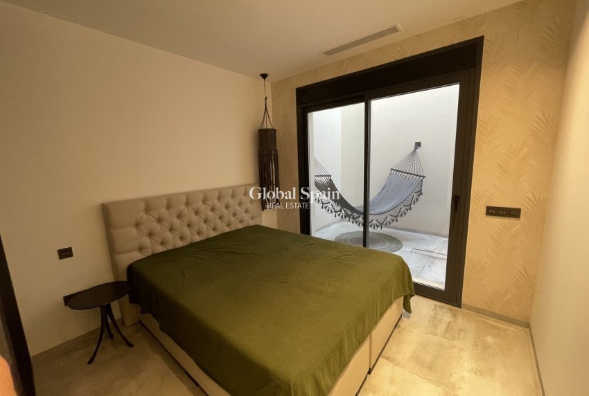 Resale - VILLA -
CIUDAD QUESADA