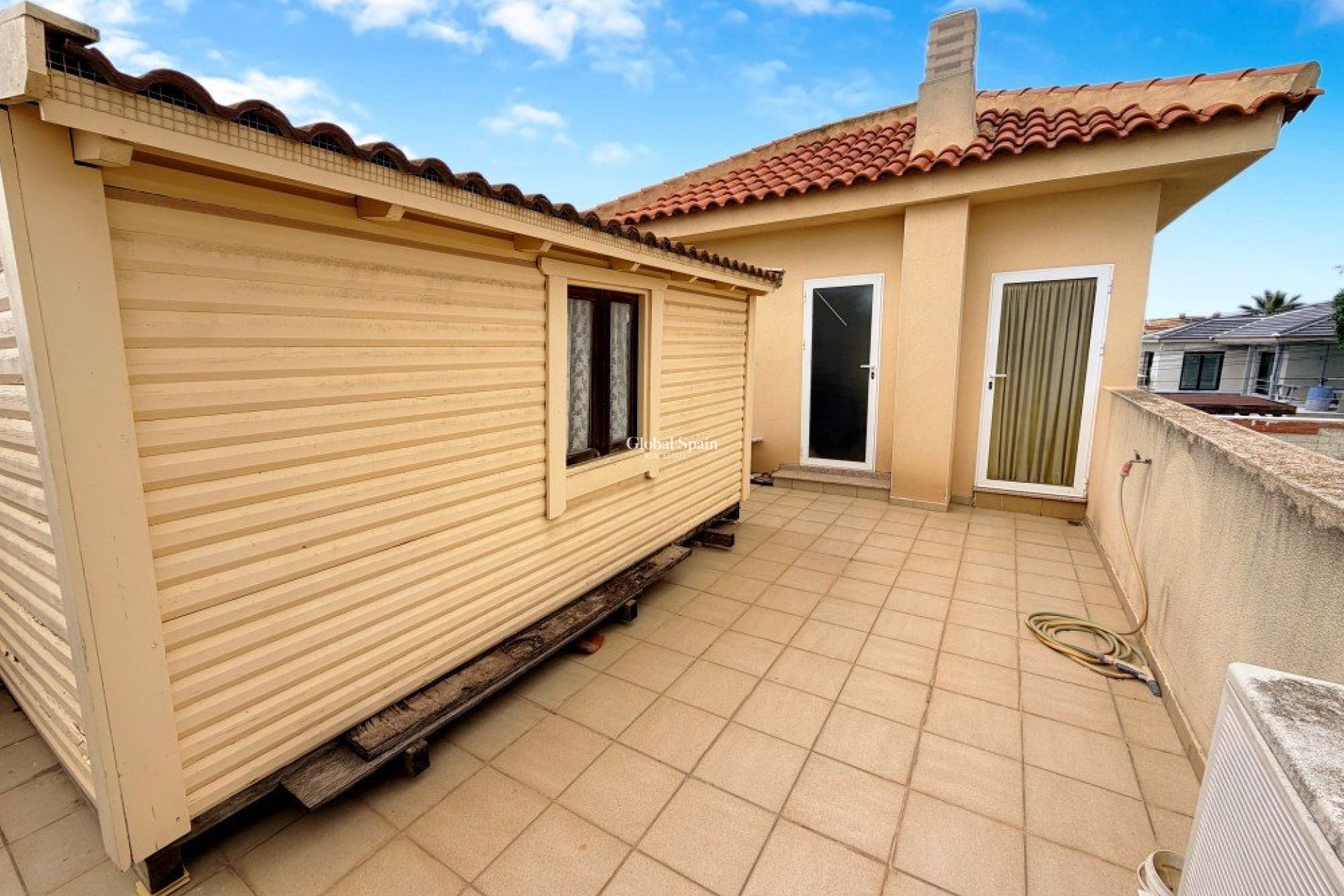 Resale - VILLA -
CIUDAD QUESADA