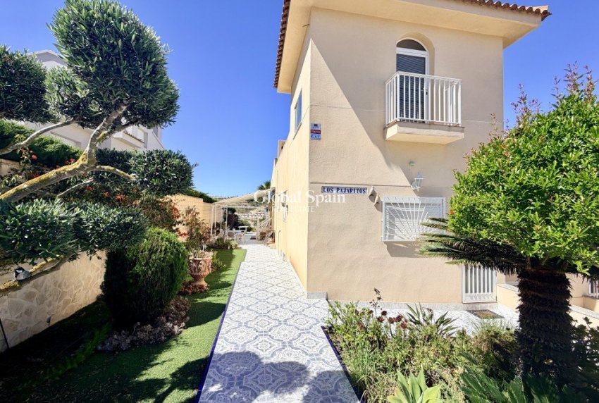 Resale - VILLA -
CIUDAD QUESADA