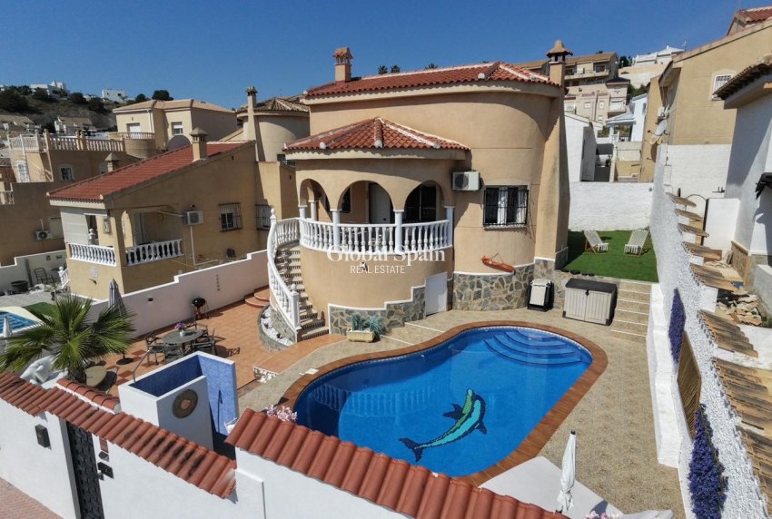 Resale - VILLA -
CIUDAD QUESADA